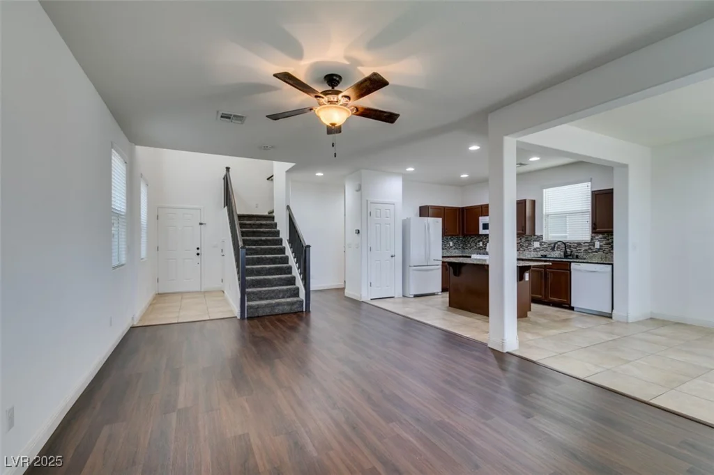 7640 Houston Peak, Las Vegas, NV 89166