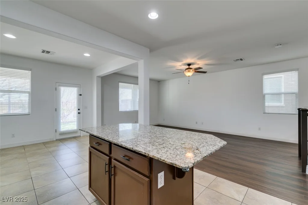 7640 Houston Peak, Las Vegas, NV 89166