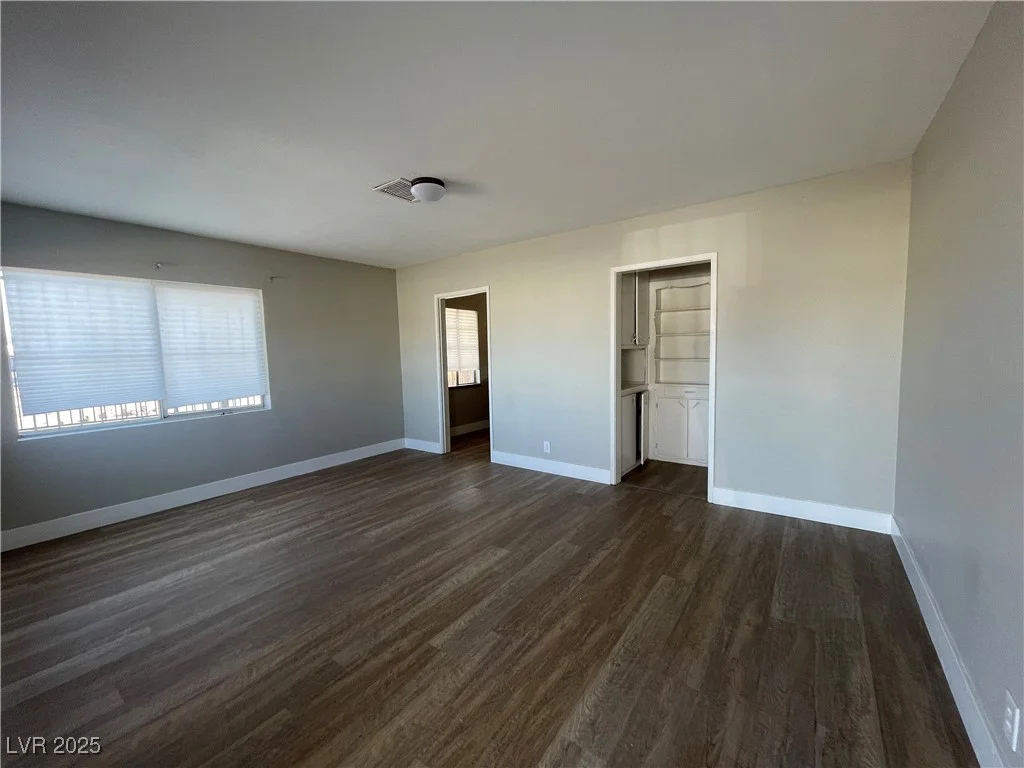 2410 Poplar, Las Vegas, NV 89101