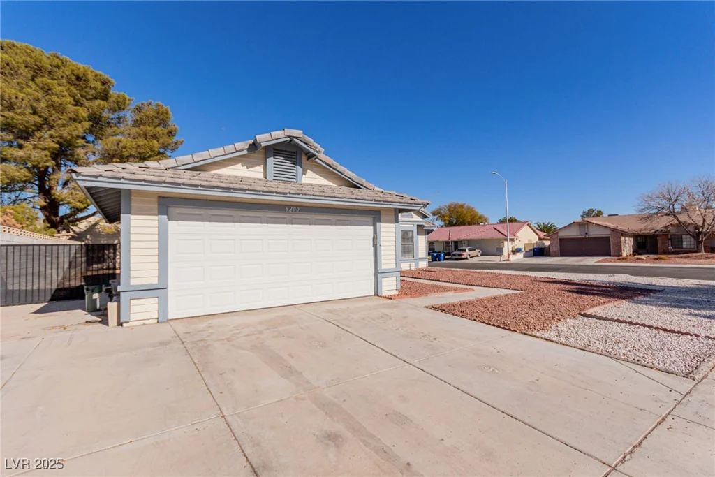 6200 Budnick, Las Vegas, NV 89130