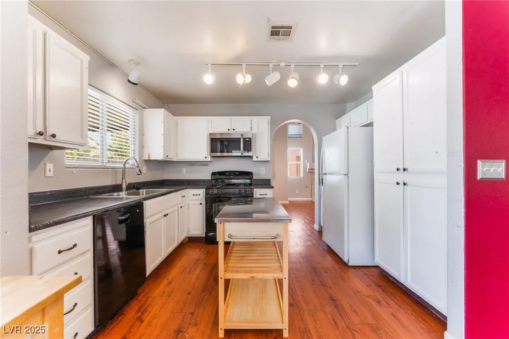 6712 Painted Canyon, Las Vegas, NV 89130