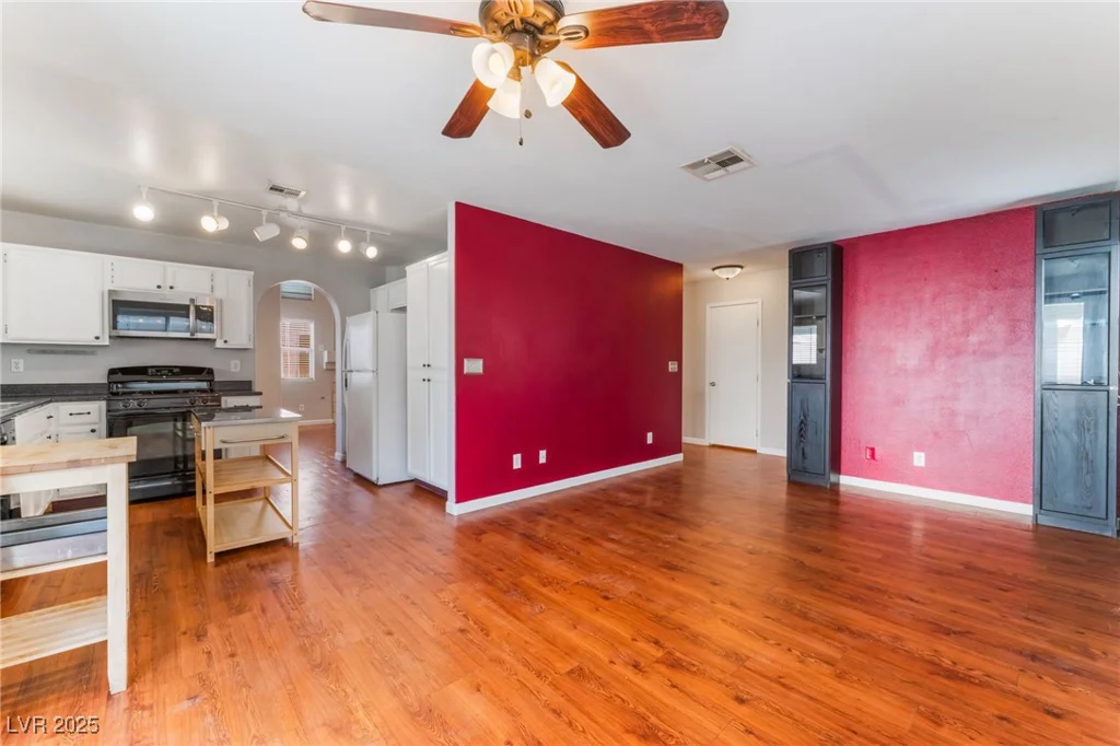 6712 Painted Canyon, Las Vegas, NV 89130