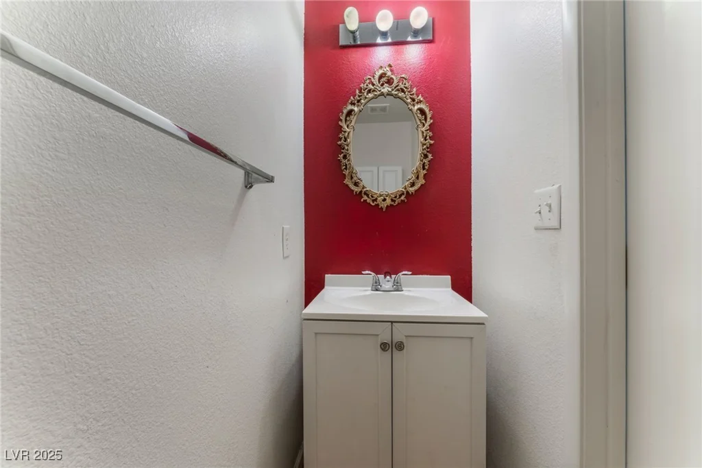 6712 Painted Canyon, Las Vegas, NV 89130