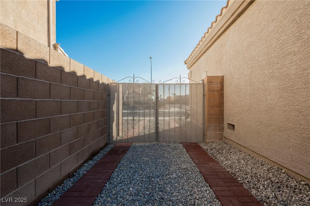 6304 Tanzanite, Las Vegas, NV 89130