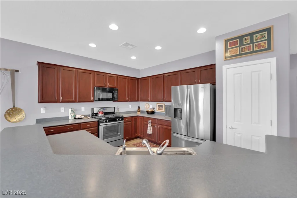 2525 Shore Bird, North Las Vegas, NV 89084