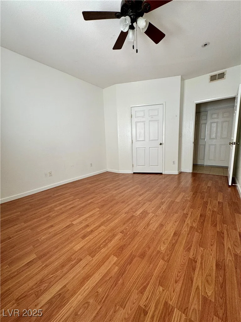 5751 Hacienda, Las Vegas, NV 89122