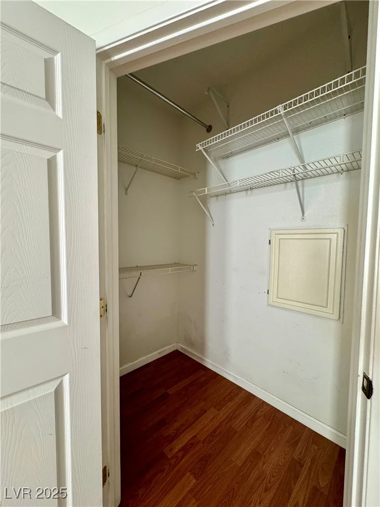 5751 Hacienda, Las Vegas, NV 89122