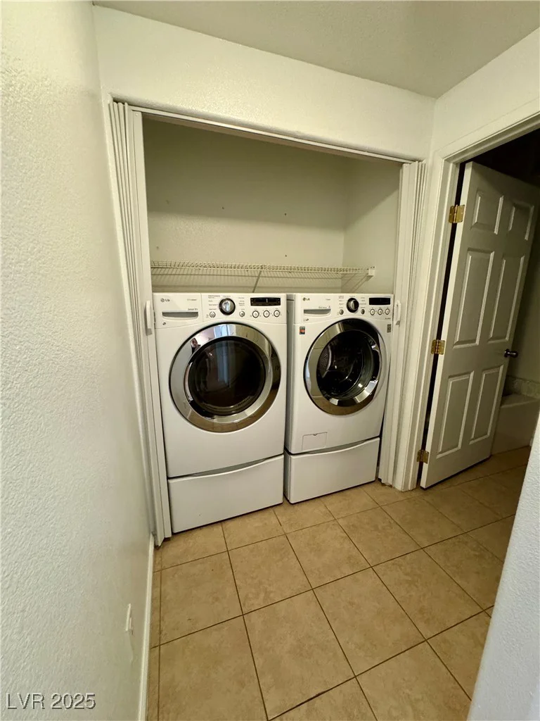 5751 Hacienda, Las Vegas, NV 89122