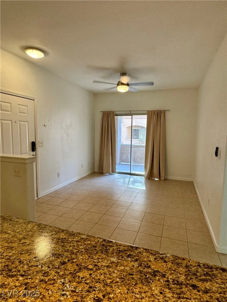 5751 Hacienda, Las Vegas, NV 89122