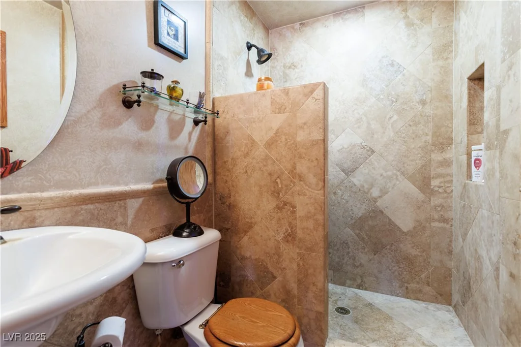 4300 San Mateo, North Las Vegas, NV 89032