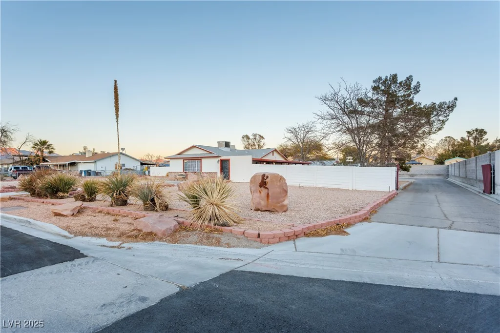 4300 San Mateo, North Las Vegas, NV 89032