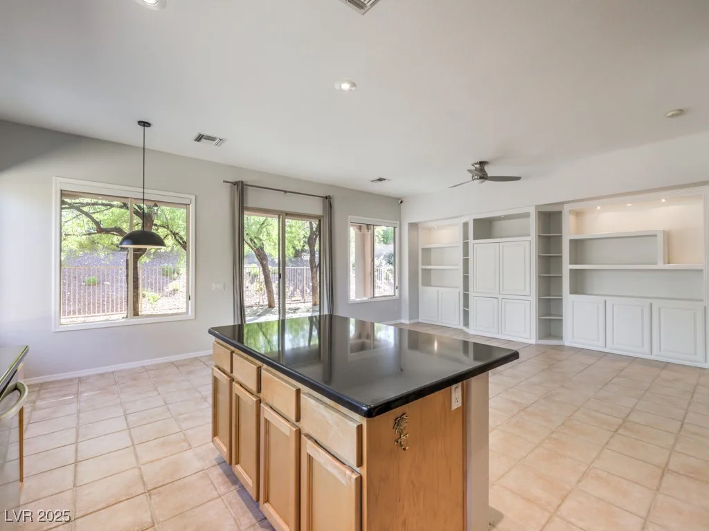 12 Fallows Fire, Henderson, NV 89052