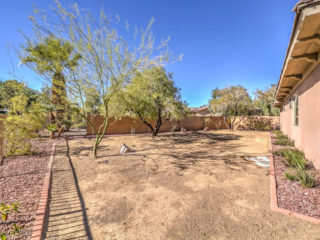 12 Fallows Fire, Henderson, NV 89052