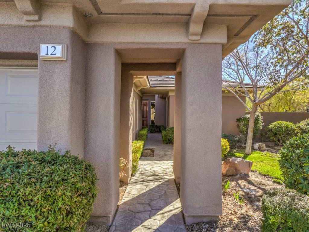 12 Fallows Fire, Henderson, NV 89052