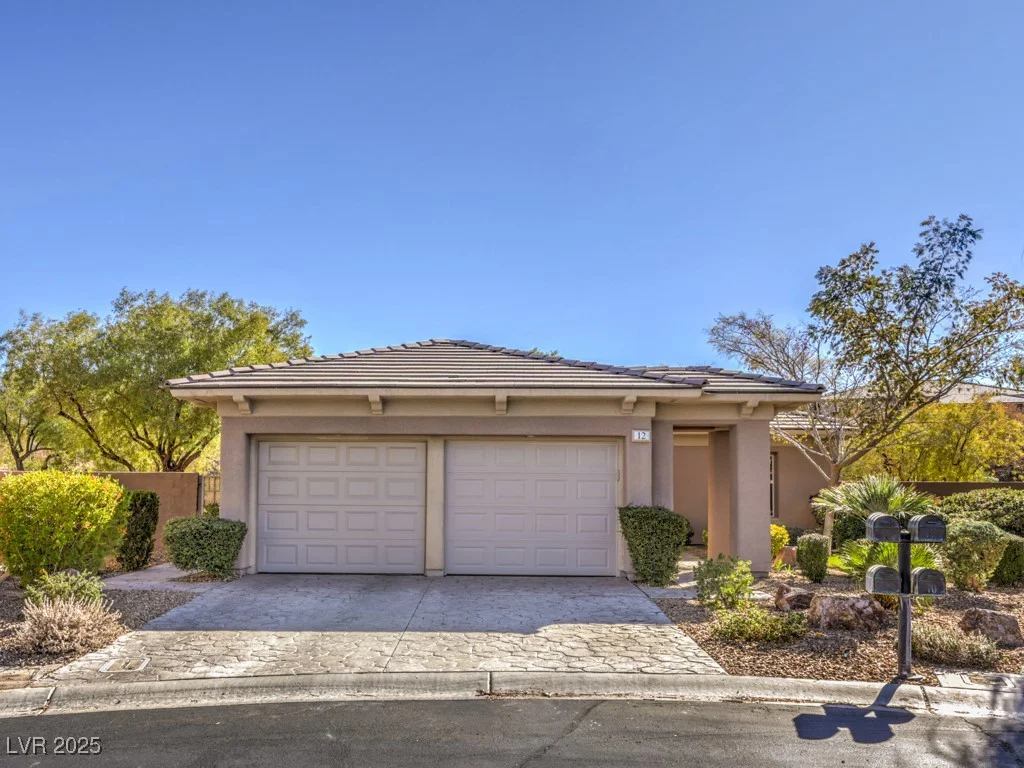 12 Fallows Fire, Henderson, NV 89052
