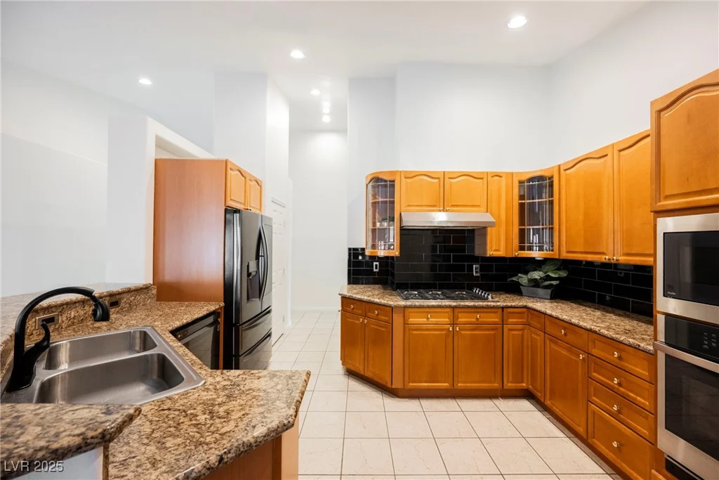2424 Ping, Henderson, NV 89074