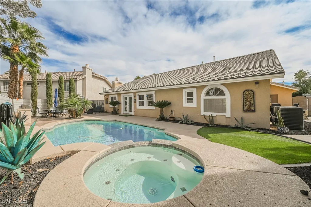 2424 Ping, Henderson, NV 89074