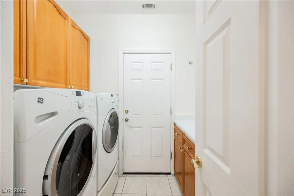 2424 Ping, Henderson, NV 89074