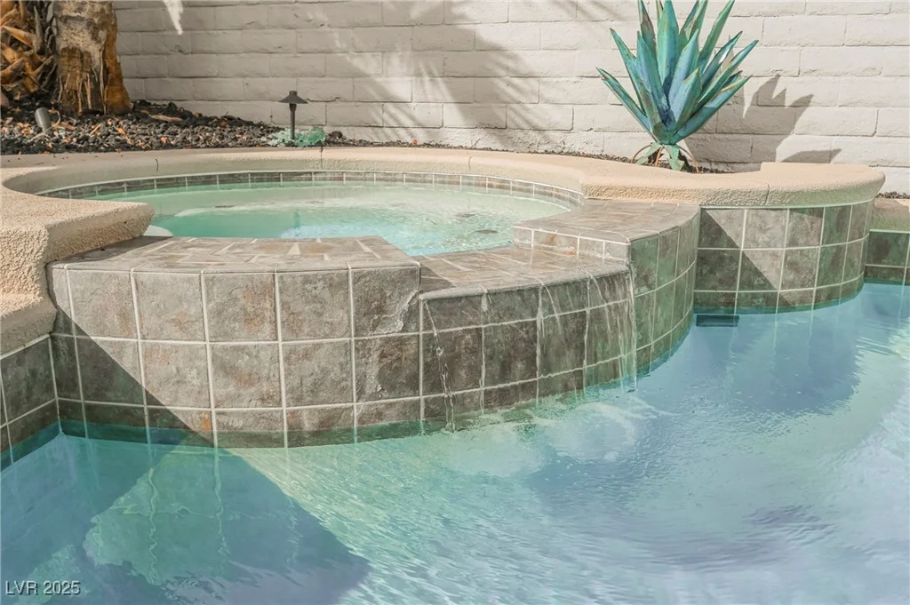 2424 Ping, Henderson, NV 89074