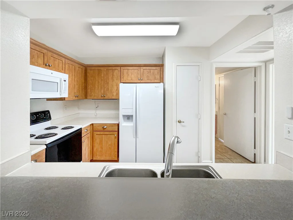 2300 Silverado Ranch, Las Vegas, NV 89183