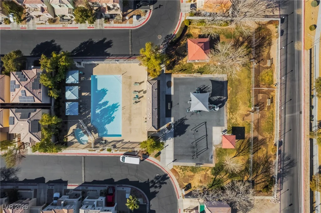 585 Dairy Creek, Las Vegas, NV 89183