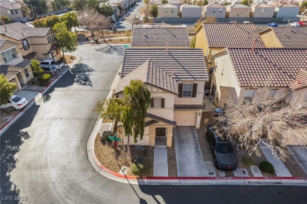 585 Dairy Creek, Las Vegas, NV 89183