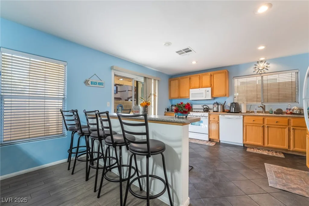 585 Dairy Creek, Las Vegas, NV 89183