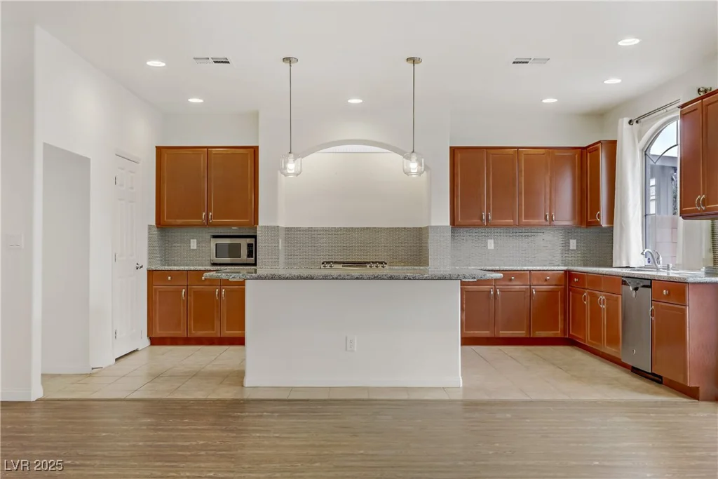 9792 Russian Hill, Las Vegas, NV 89141