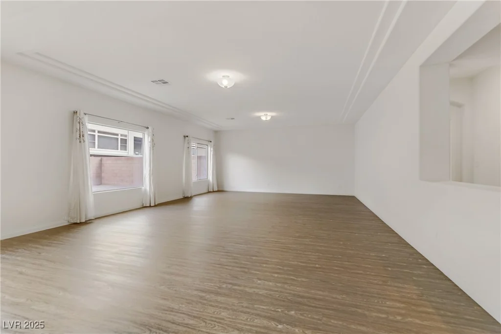 9792 Russian Hill, Las Vegas, NV 89141