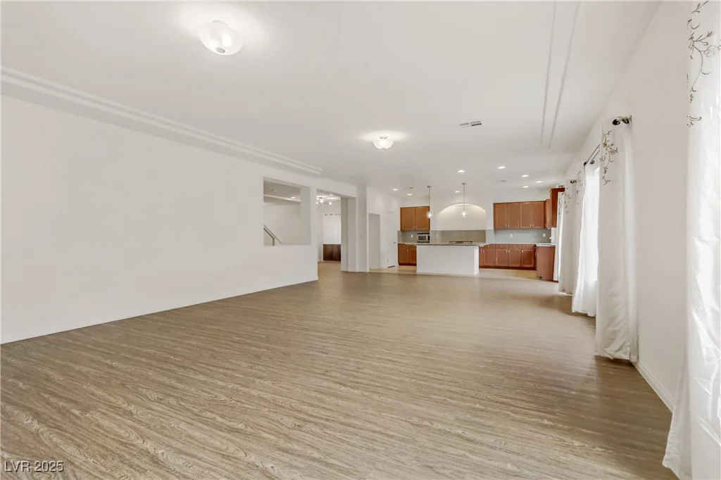 9792 Russian Hill, Las Vegas, NV 89141