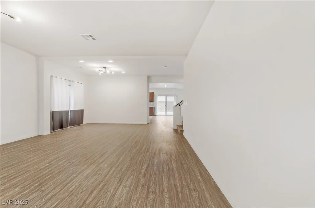 9792 Russian Hill, Las Vegas, NV 89141