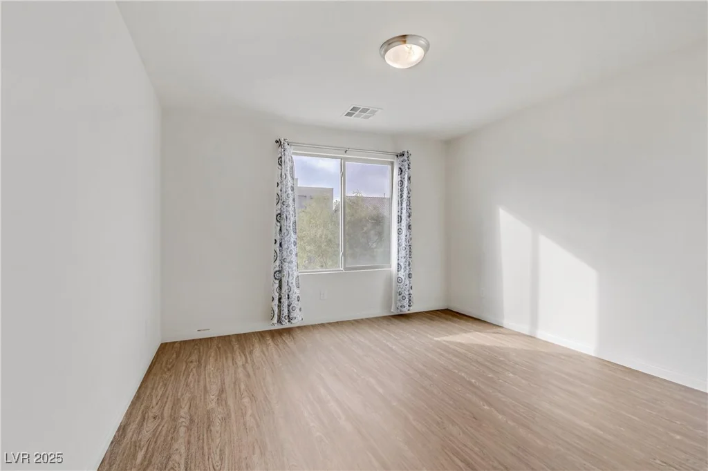 9792 Russian Hill, Las Vegas, NV 89141