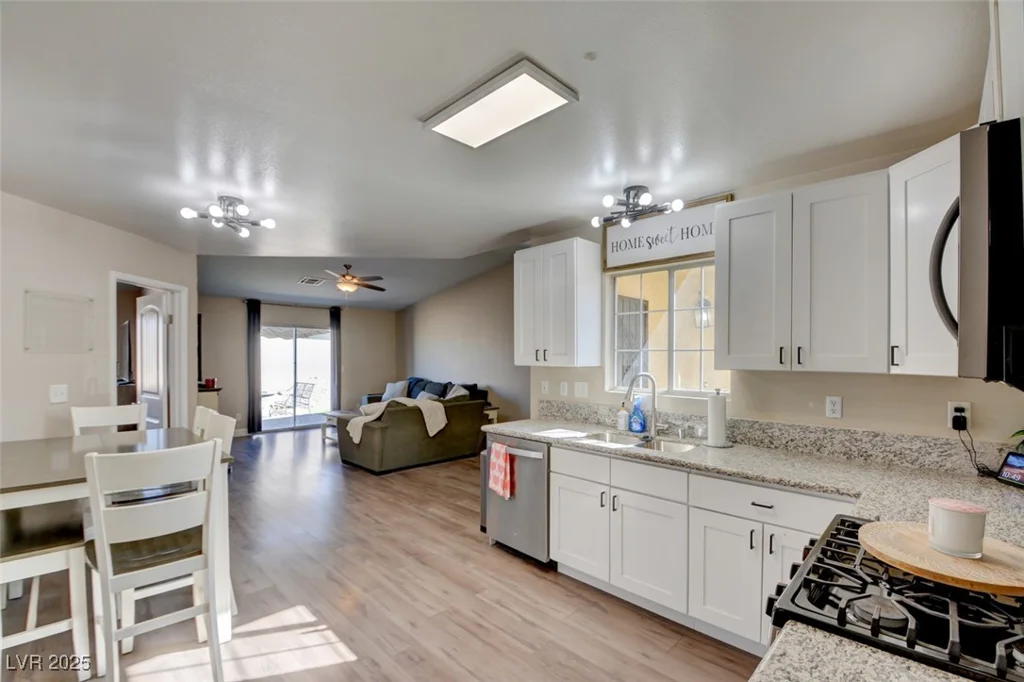 451 Wright, Henderson, NV 89015