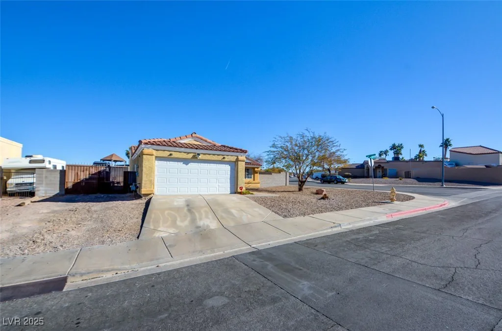 451 Wright, Henderson, NV 89015