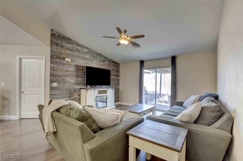 451 Wright, Henderson, NV 89015