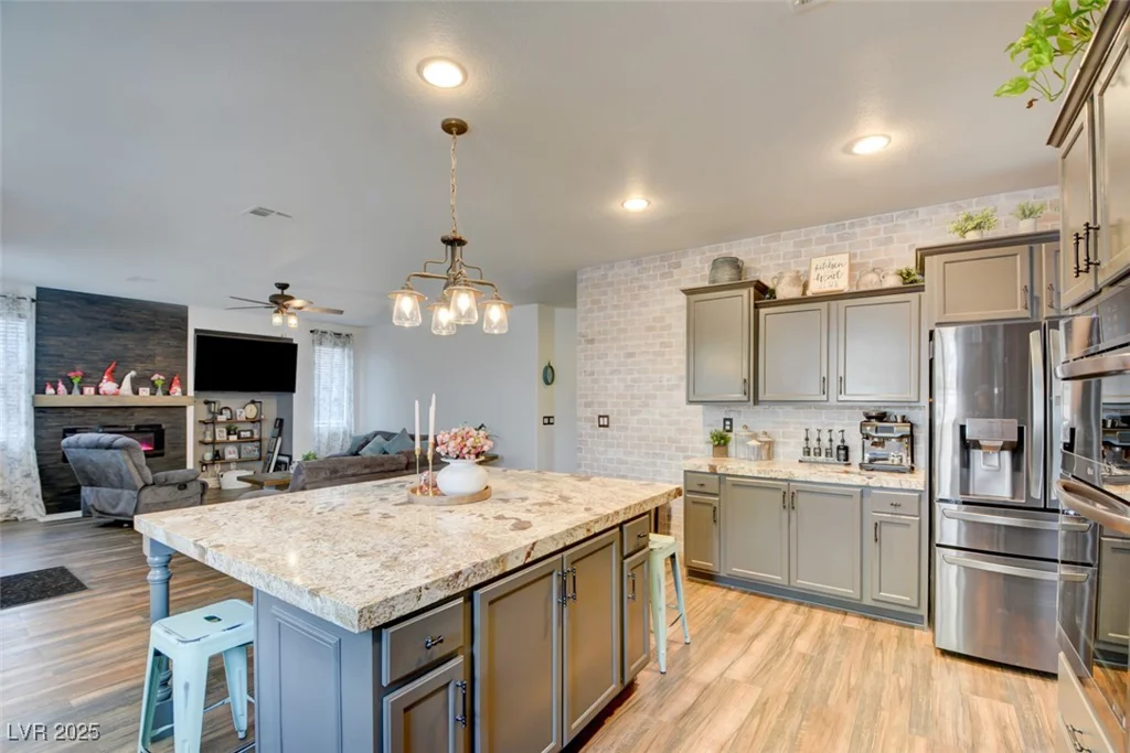 3402 Arcata Point, Las Vegas, NV 89141