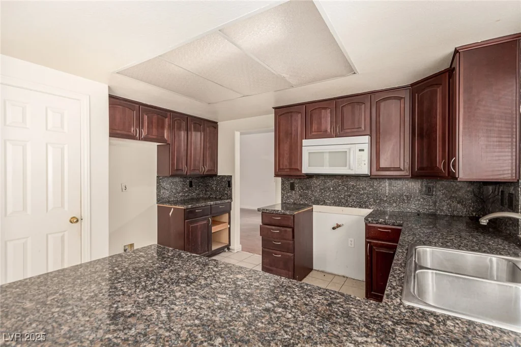 2849 Huber Heights, Las Vegas, NV 89128