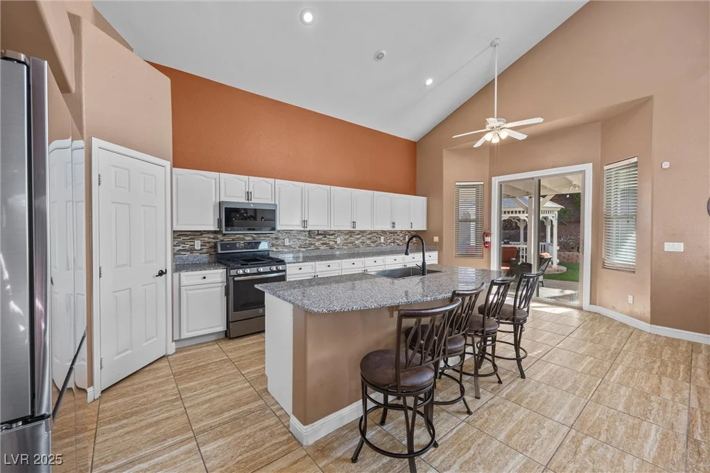 41 Voltaire, Henderson, NV 89002
