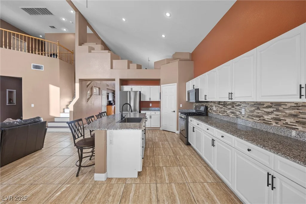 41 Voltaire, Henderson, NV 89002