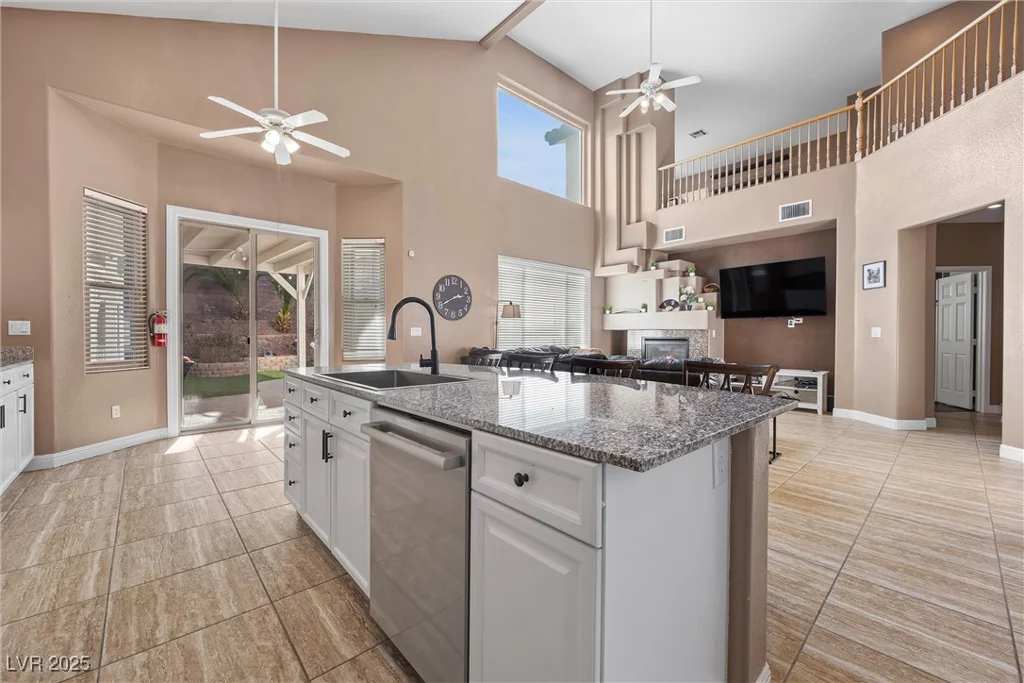 41 Voltaire, Henderson, NV 89002