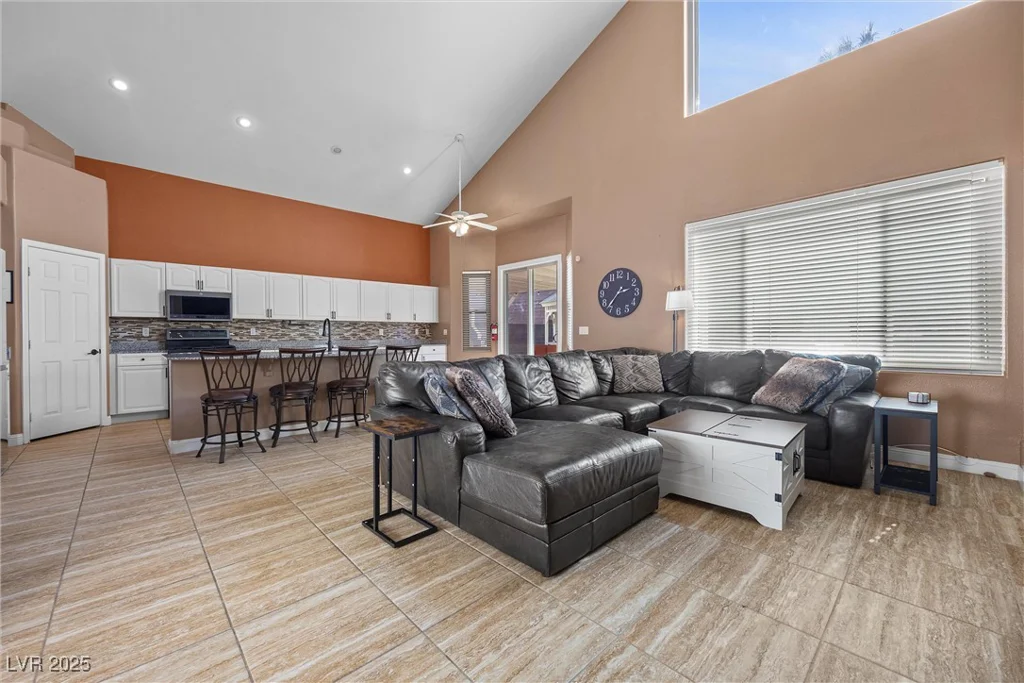 41 Voltaire, Henderson, NV 89002