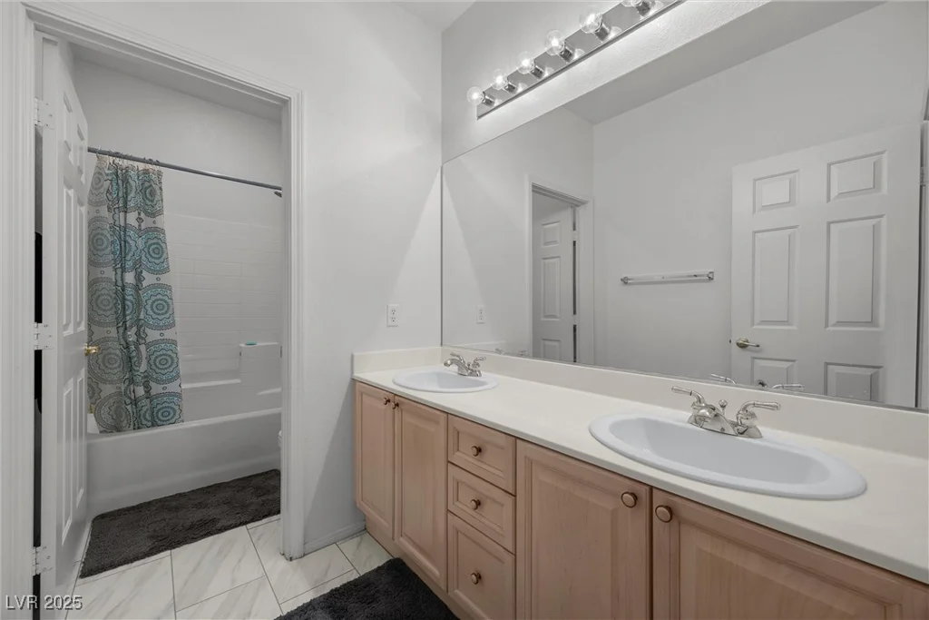 41 Voltaire, Henderson, NV 89002