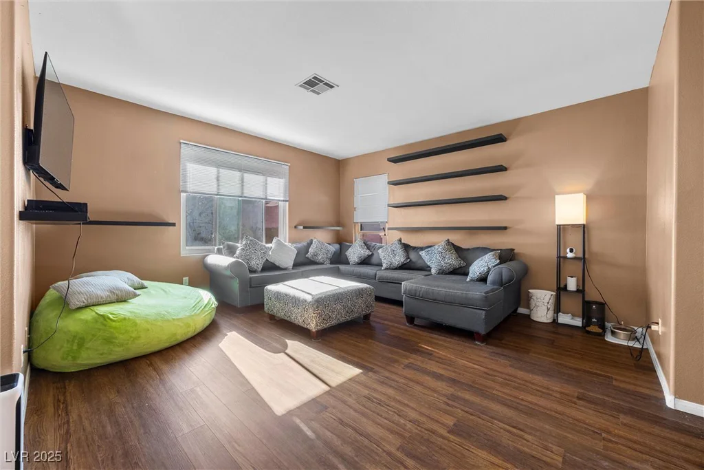 41 Voltaire, Henderson, NV 89002