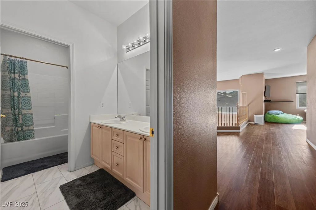 41 Voltaire, Henderson, NV 89002