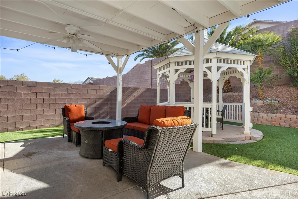 41 Voltaire, Henderson, NV 89002