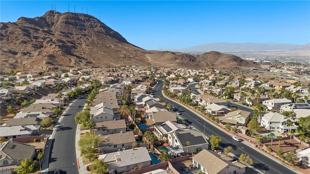 41 Voltaire, Henderson, NV 89002