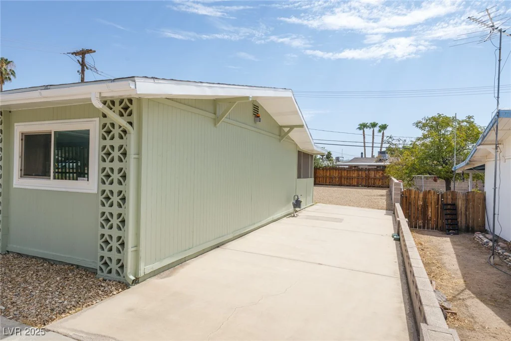 1105 I, Boulder City, NV 89005
