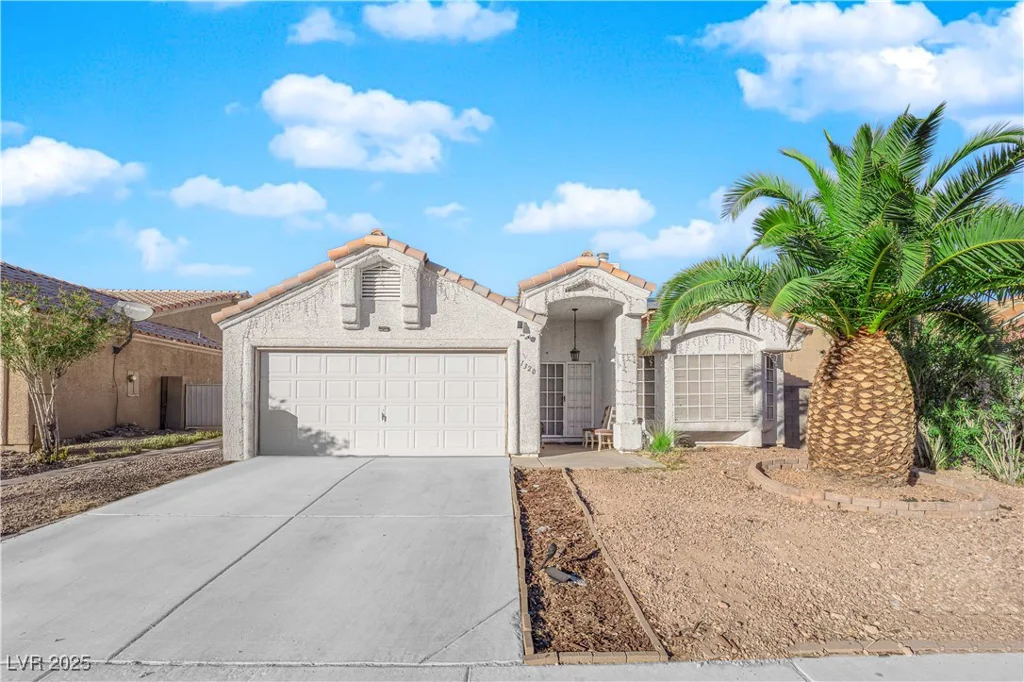 1320 Indian Hedge, North Las Vegas, NV 89032