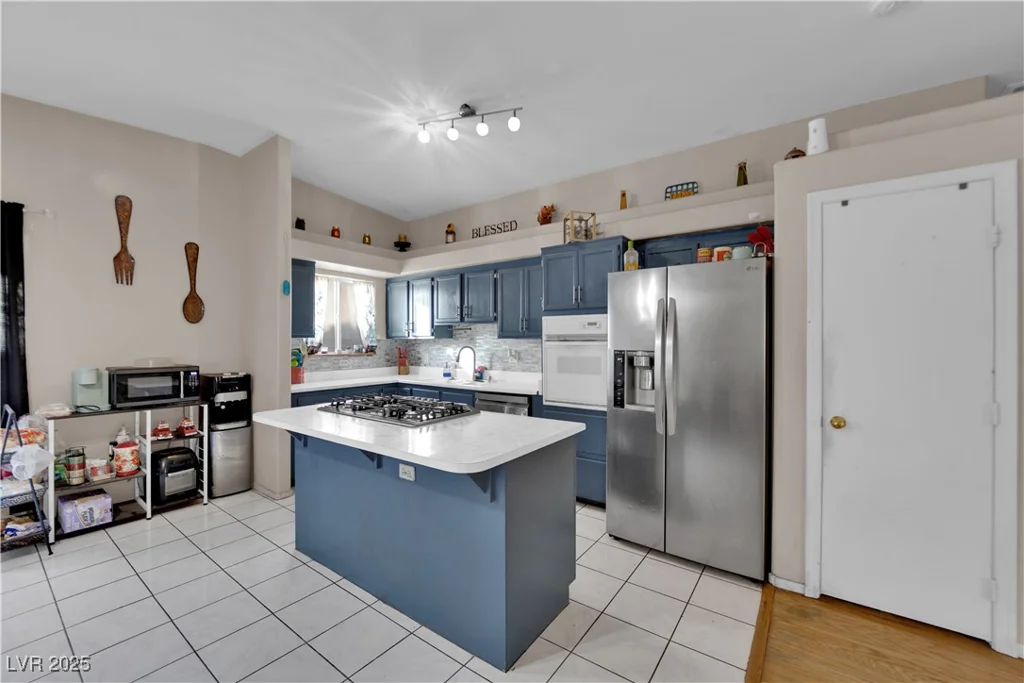 1320 Indian Hedge, North Las Vegas, NV 89032