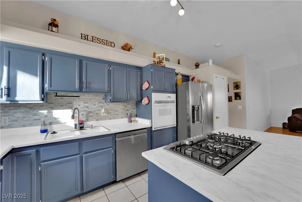 1320 Indian Hedge, North Las Vegas, NV 89032